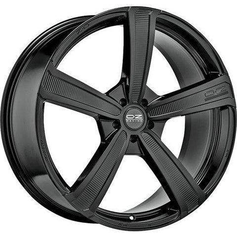 Gloss Black OZ Montecarlo HLT By OZ Racing Alloy Wheels 19x8 5x114.3 ET45 Set of 4